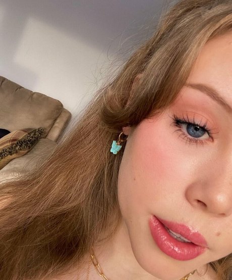 Emily Kyte sexy model archive