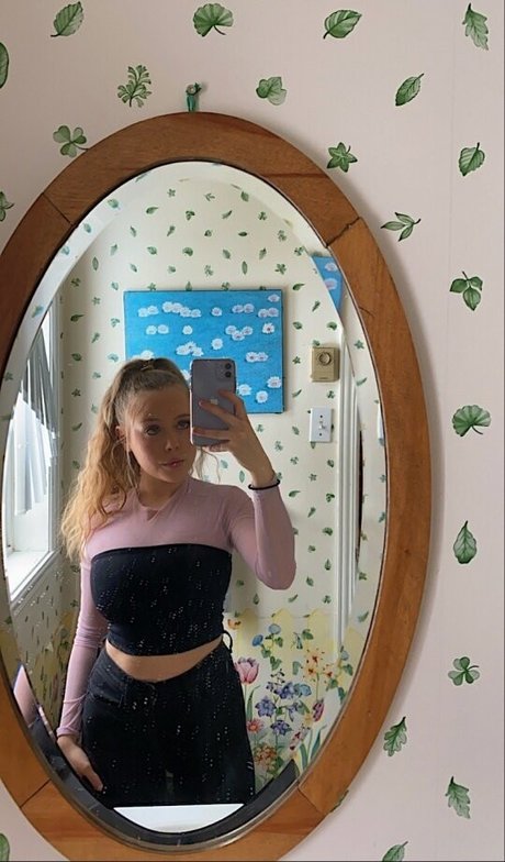 Emily Kyte free star pics