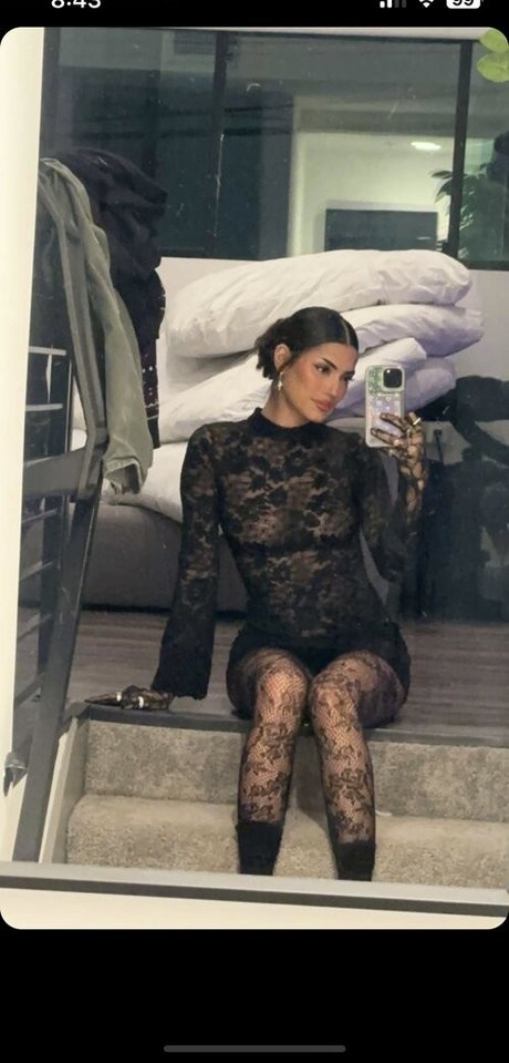 noordabashh nudes model picture