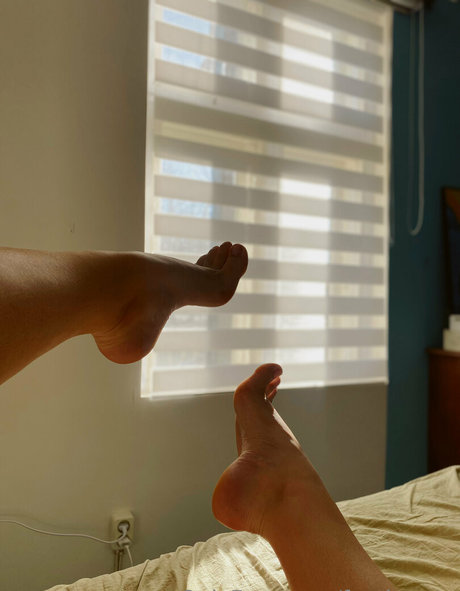 feetloretta porn actress image