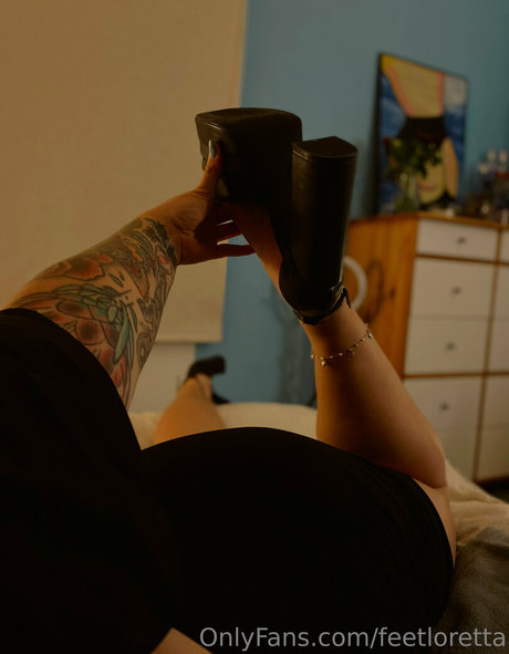 feetloretta top actress images