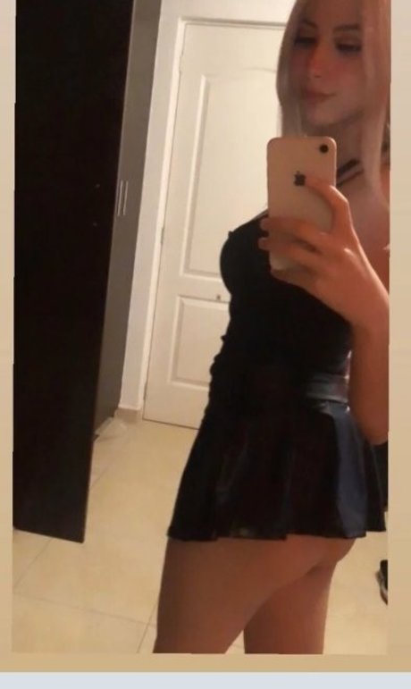 Deborha Zugueidy star exclusive galleries