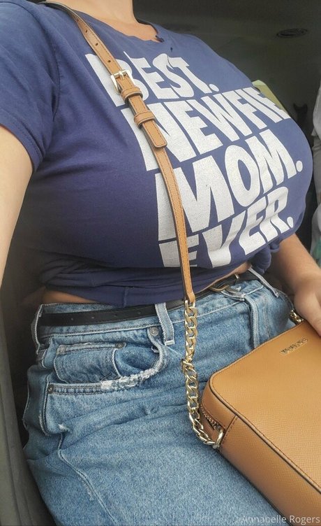 annabellerogersfree model naked images