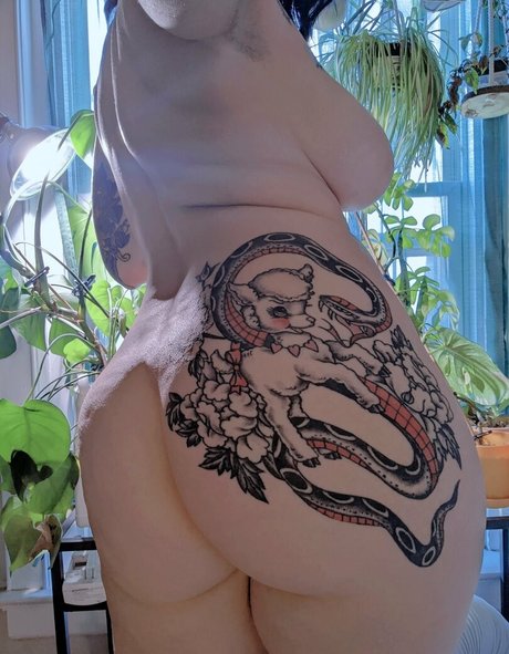 curvy blonde onlyfans xxx galleries