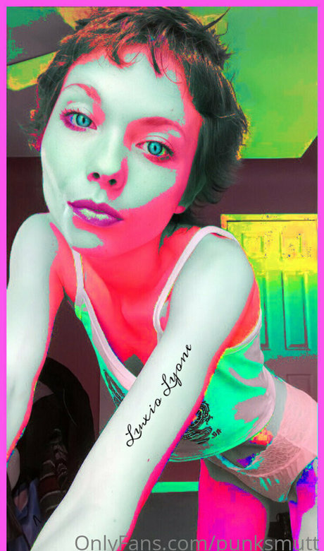 gloryhole princess onlyfans hot nude image