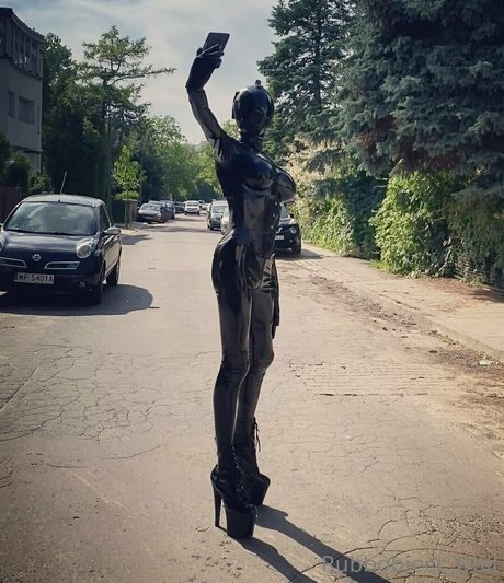 rubbobject doll Quick photo