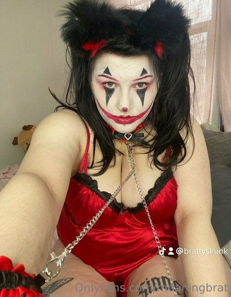 moaningbrat naked pornstar gallery