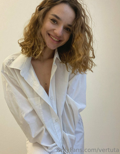 vertuta star pornographic pictures