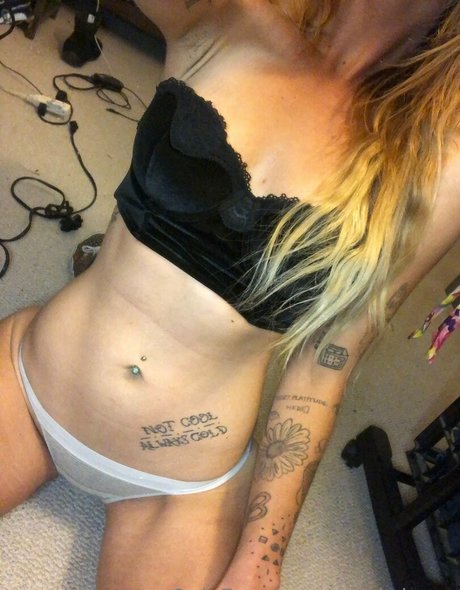 blonde shemale onlyfans art porn galleries