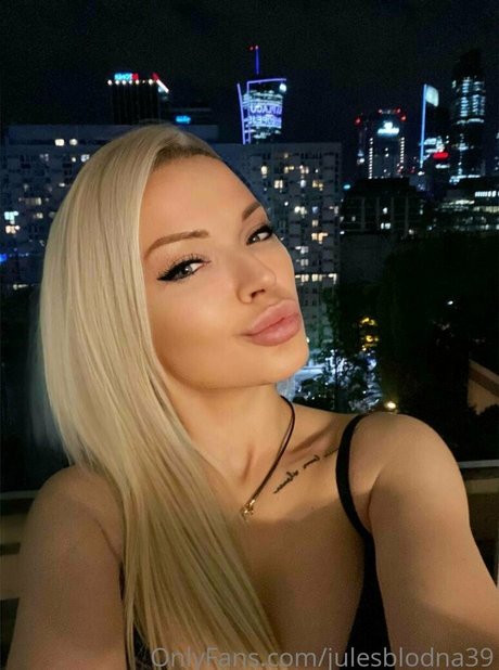 milf yoga onlyfans beautiful naked picture