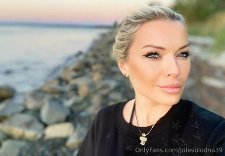 babe brunette onlyfans hd pictures