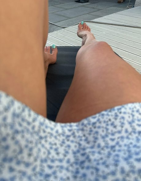 solearchfeet model porn image