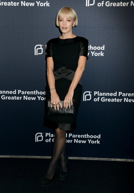 Lily Allen nudes model images