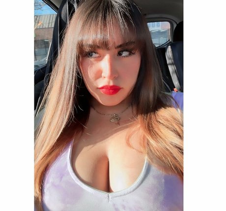 Wendymilkies hot actress pics