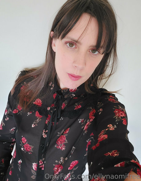 ellynaomifree model xxx gallery