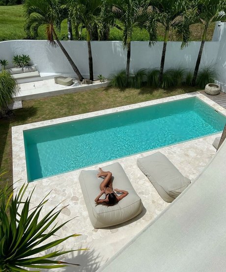 Olivia Mathers pornstar perfect pic