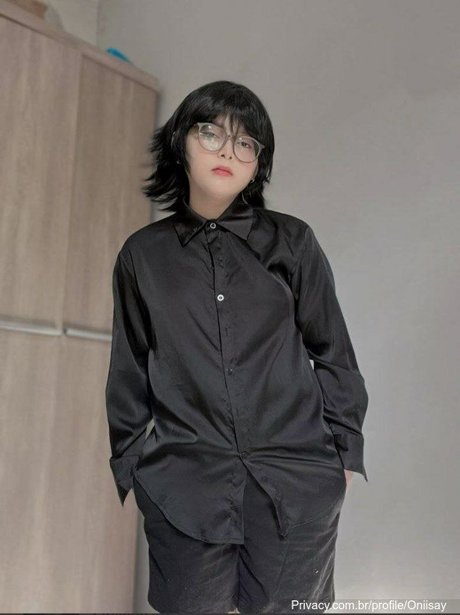 brunette teacher onlyfans nude gallery