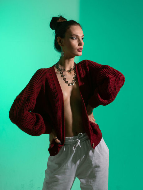 karamelka kat beautiful model photo