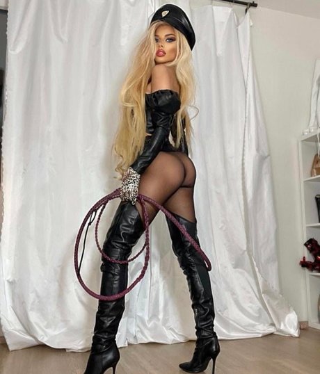 Goddess Slavena nudes star gallery