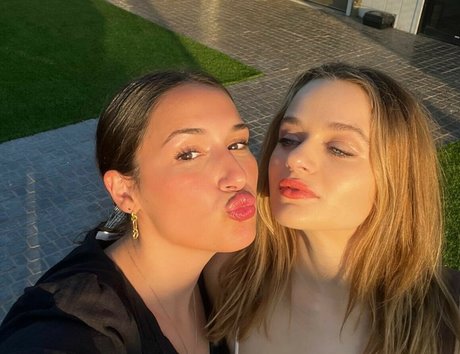 Joey King model nice picture