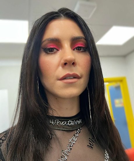 Marina Diamandis star high quality image