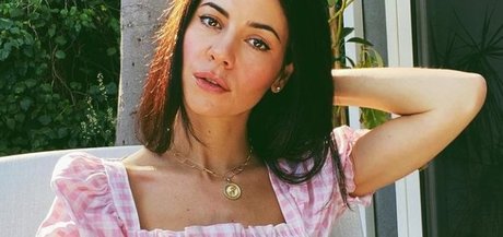 Marina Diamandis hot actress galleries