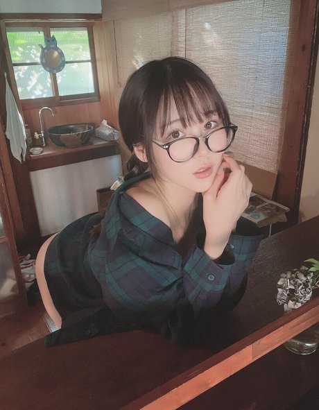 KenKen_ exclusive actress photo