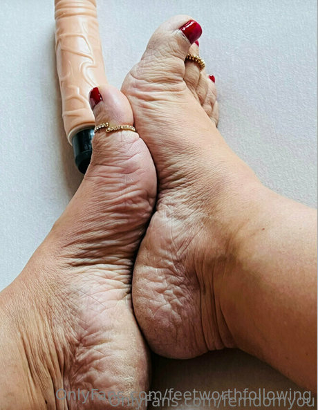 blonde kitty onlyfans sexy pictures