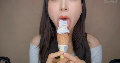 Eunzel ASMR star hd gallery