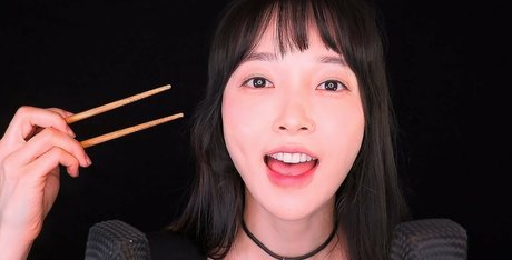 big tits nerd onlyfans free nude img