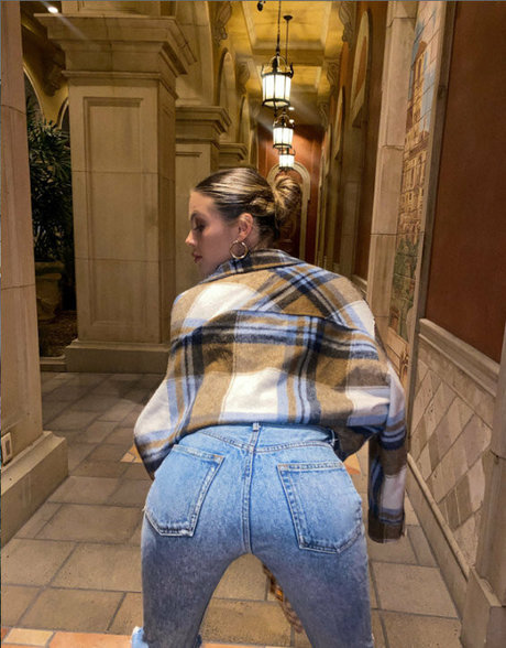 mikahl star perfect archive