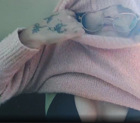 xXFelintoXx nude model pics