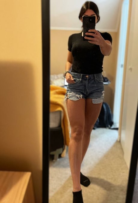 asian yoga onlyfans naked images