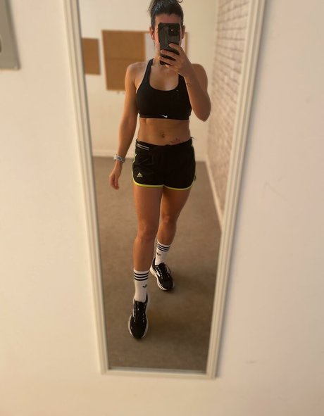 brown onlyfans pretty photo