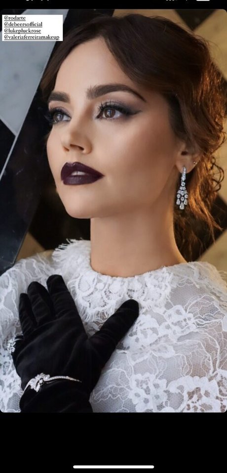 Jenna Louise Coleman model high quality images