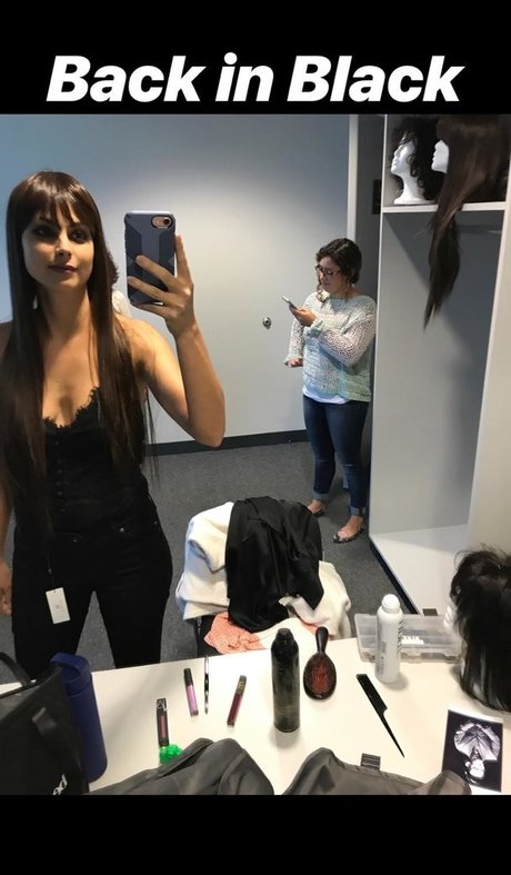 Morena Baccarin porn model pictures