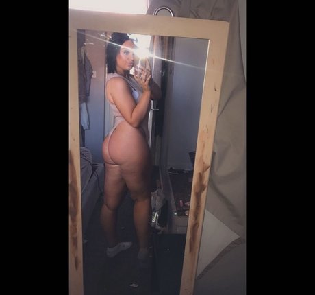 Ellise Clarke perfect pornstar galleries