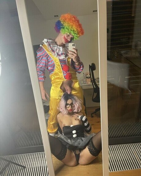 Ariana Diamond nude pornstar gallery