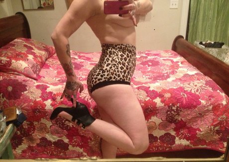 pregnant ebony onlyfans art porn archive