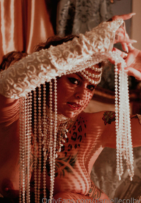 mature asian onlyfans art xxx pictures