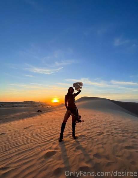 desiree sexy model img