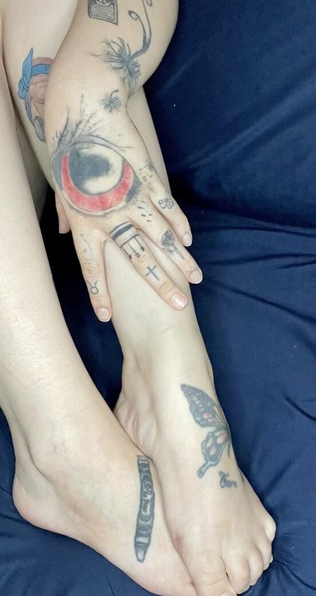 mikkistorm pretty actress images