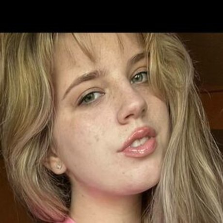 ginger teen onlyfans pornographic image