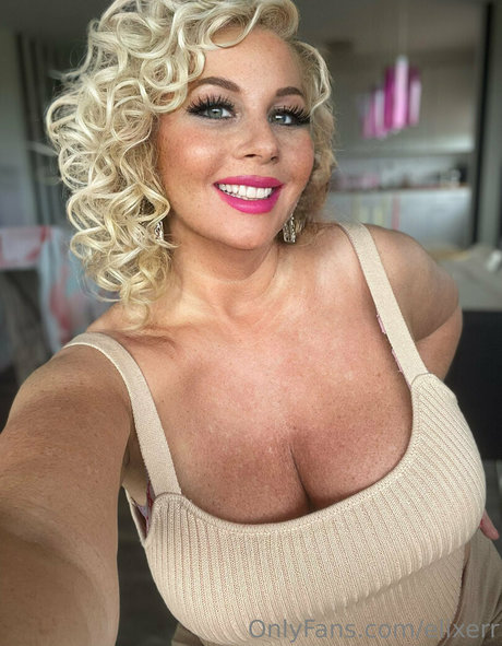 innocent onlyfans beautiful nude photo