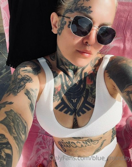 milf yoga onlyfans sexy nudes gallery