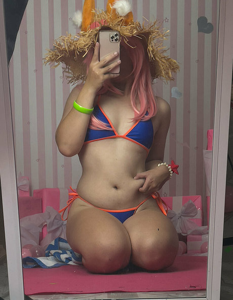 asian brunette onlyfans adult image