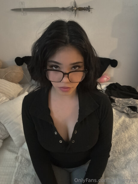 PixieOnyxx model xxx pics