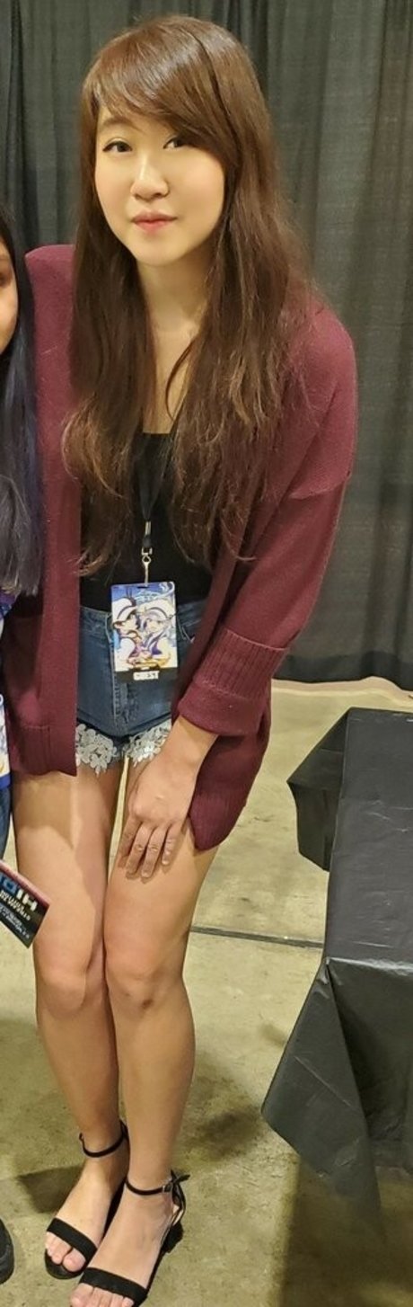 Emirichu pornstar photos