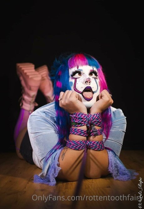 rottentoothfairy erotic actress gallery