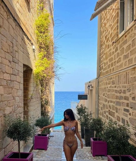 Chloeforero star nice gallery